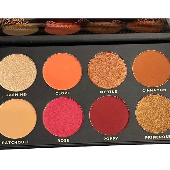 Ace Beaute Grandiose Palette - Picture 3 of 3